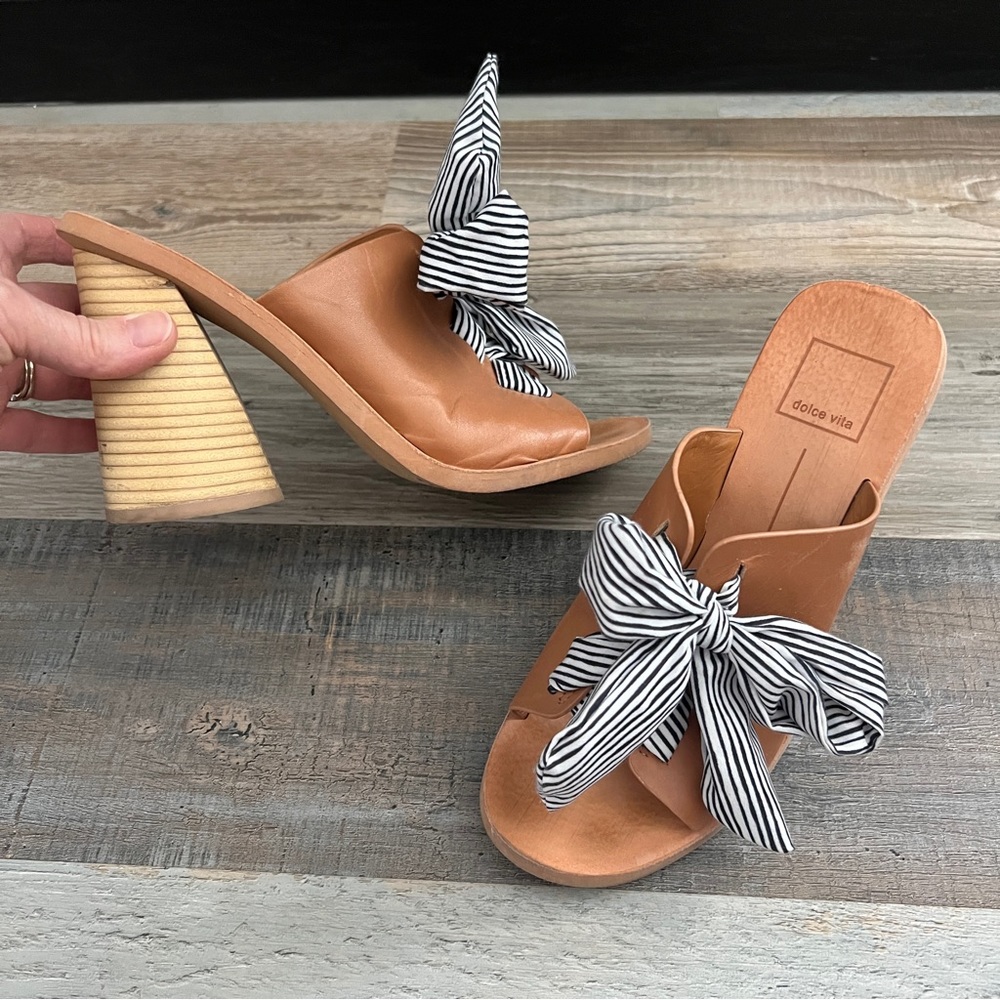 Dolce Vita tan leather sandals platform pinstriped - Picture 8 of 9
